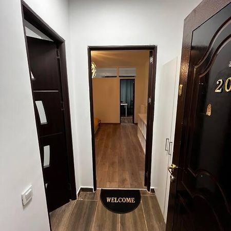 Parklake'S Treasure Букурещ Екстериор снимка